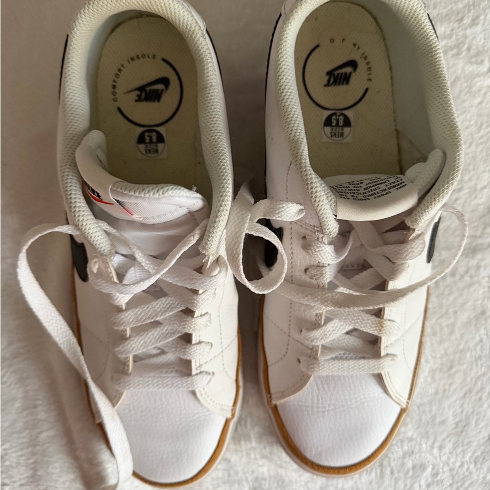 EUC Nike Court Legacy Sneakers 8.5 Men’s (fits 10.5 women’s)